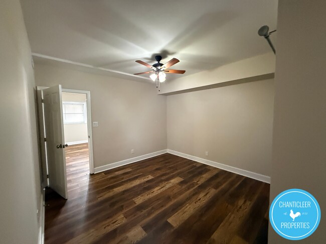 Building Photo - 1729 Gyro Dr