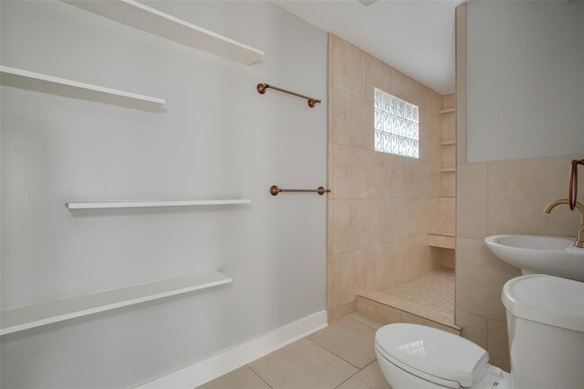 Building Photo - 4500 Avenue H