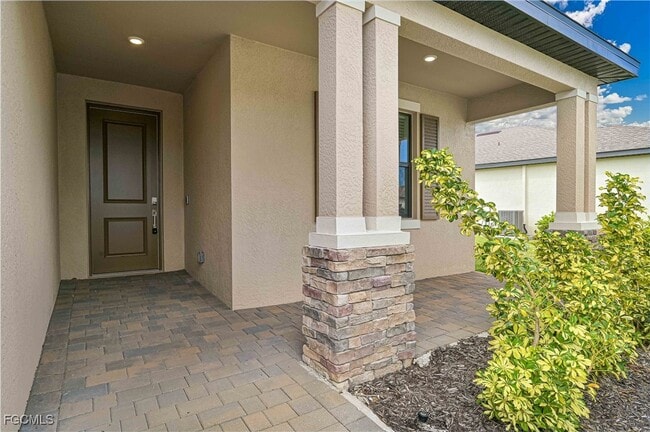 Building Photo - 14636 Palamos Cir