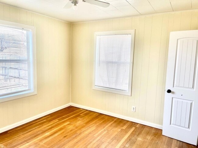 Building Photo - 2220 20th St