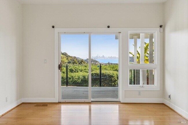 Building Photo - 95 Spring Ln