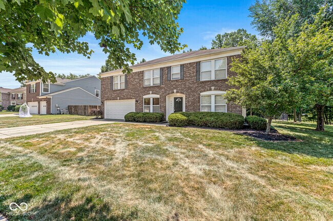 Building Photo - 5641 Buck Dr