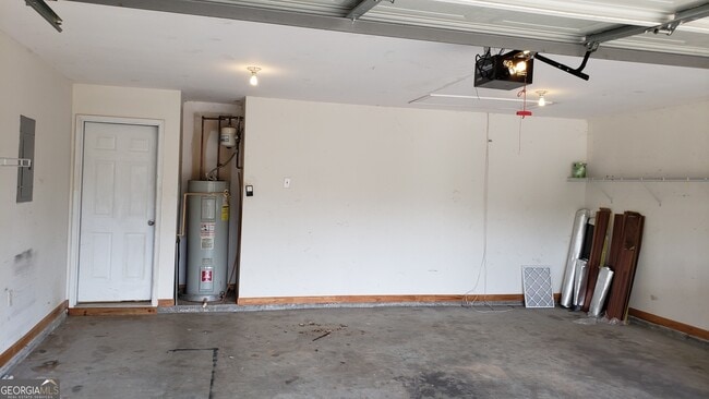 Building Photo - 630 Red Fox Ln