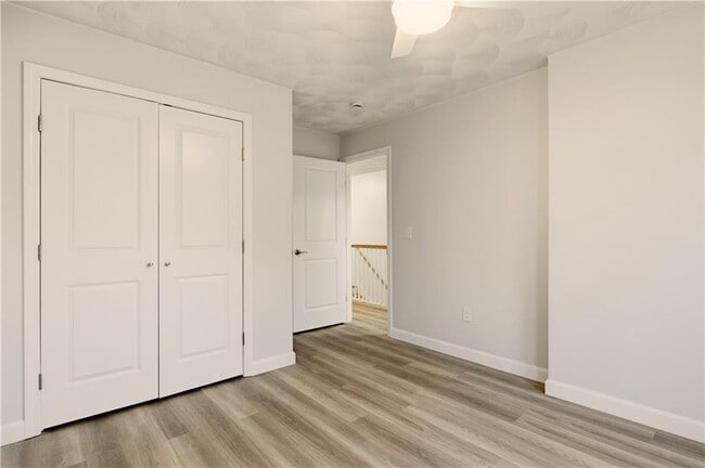 Building Photo - 47 Windsor Rd