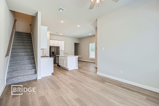 Building Photo - HAMMOND PLAN