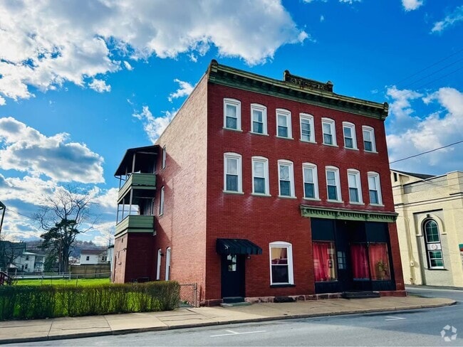 Building Photo - 115 N Grove St