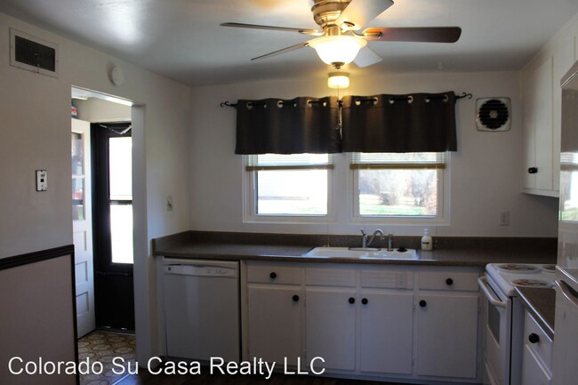 Building Photo - 2 br, 1 bath House - 2457 Paseo Rd.
