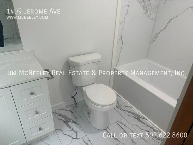 Building Photo - 1409 Jerome Ave