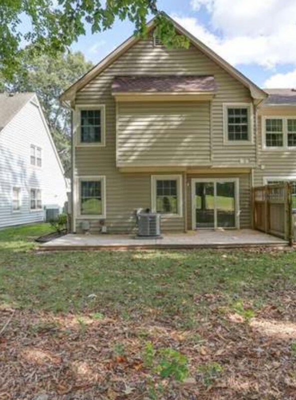 Building Photo - 1005 Winged Foot Ct