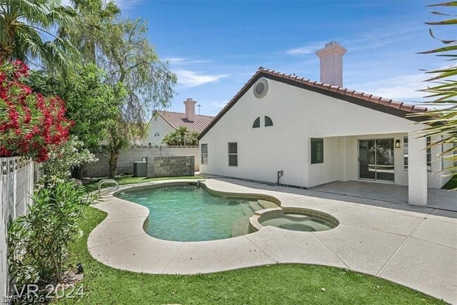 Building Photo - 8 Barton Spring Cir