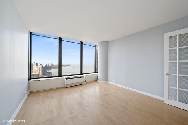 Building Photo - 505 N Lake Shore Dr