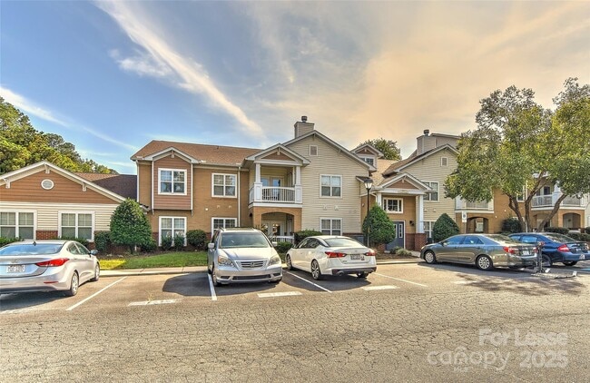 Building Photo - 17109 Red Feather Dr