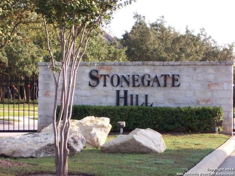 Building Photo - 9835 Ramblin River Dr