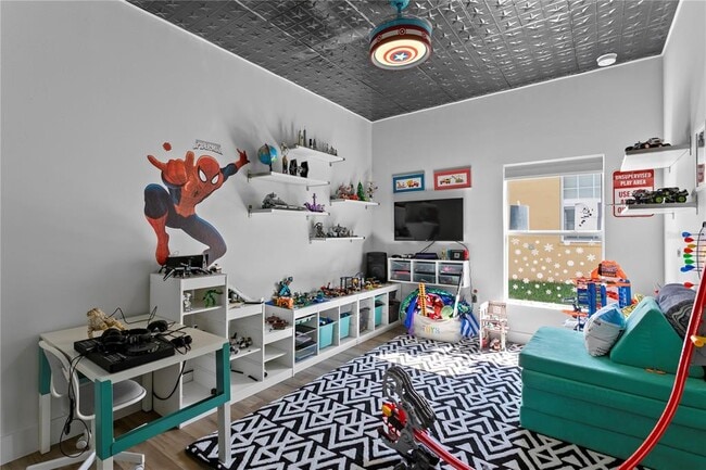 Building Photo - 2107 Branch Hill St