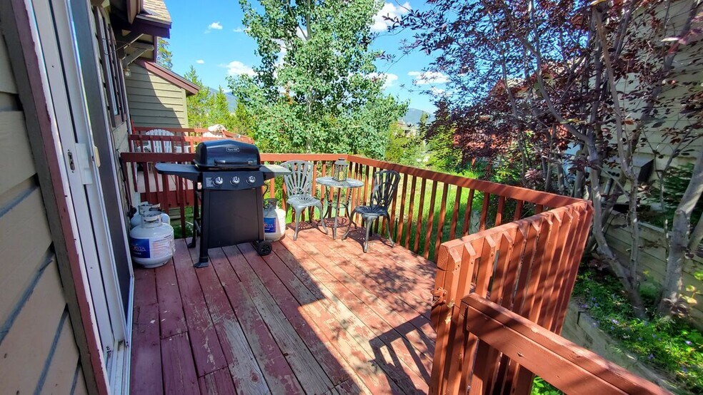 Building Photo - 30 Spyglass Ln