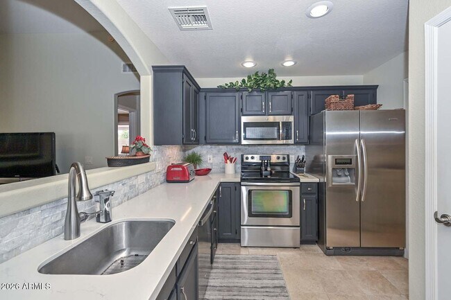 Building Photo - 20341 N 105th Ave