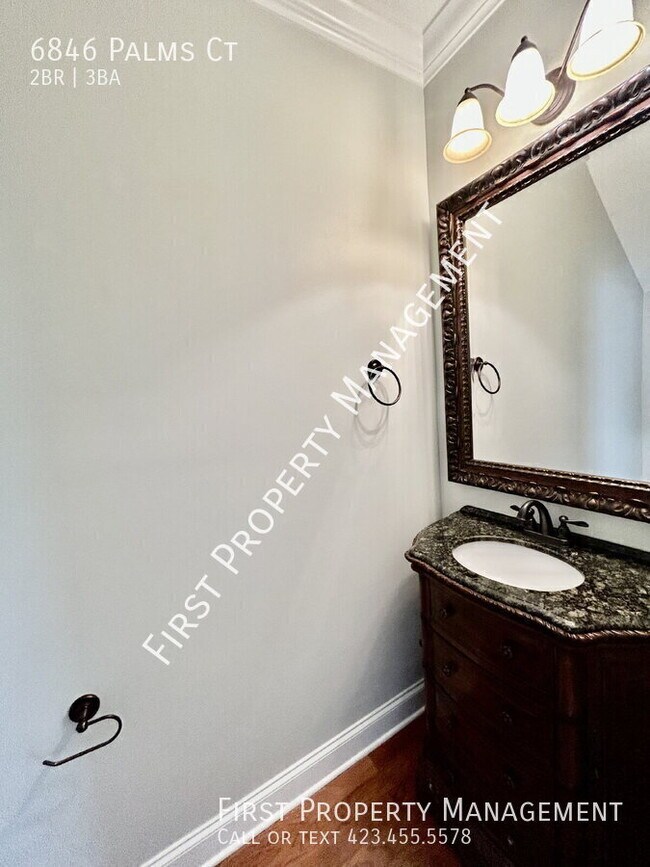 Building Photo - 6846 Palms Ct