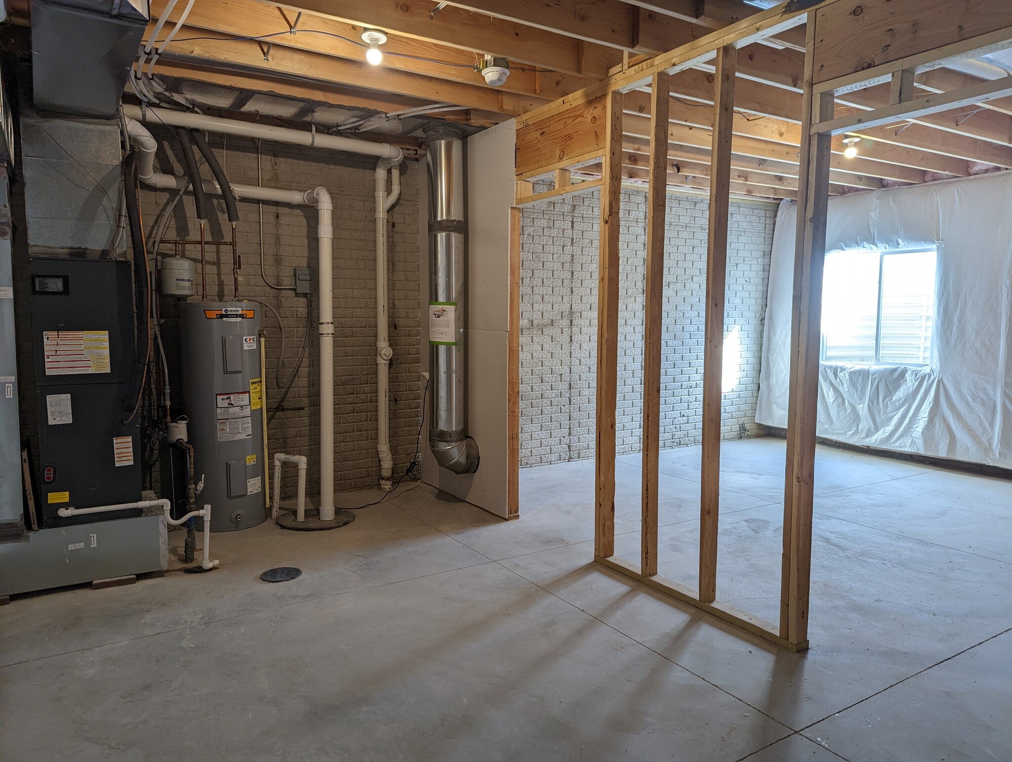 Building Photo - 1964 S Warrior Ln