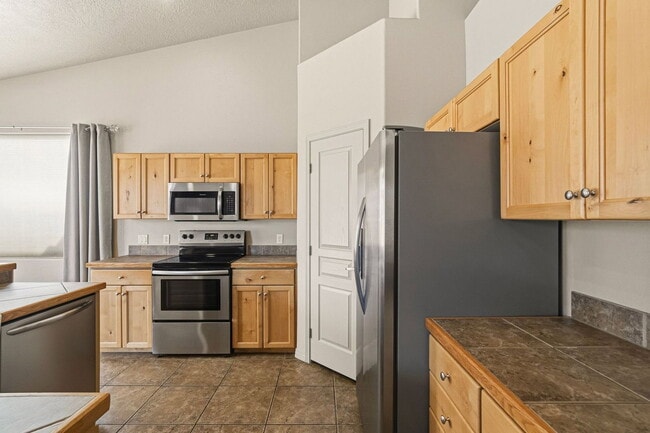 Building Photo - 2144 W 1050 N