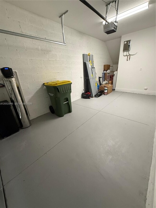 Building Photo - 1743 SE 9th Terrace