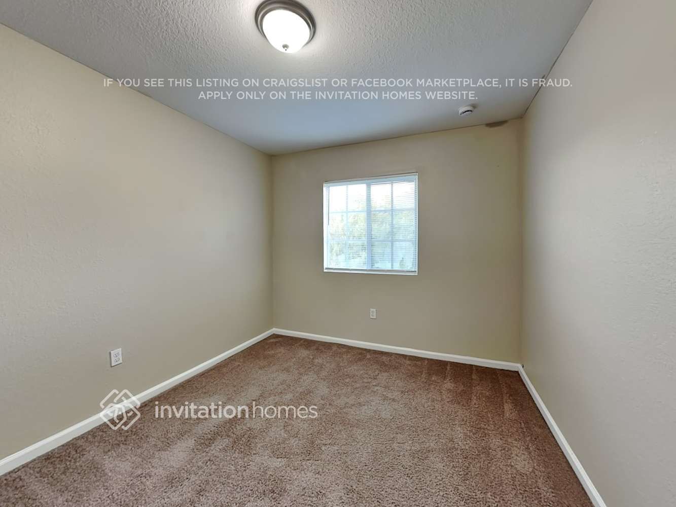 Building Photo - 27407 SW 143rd Ave