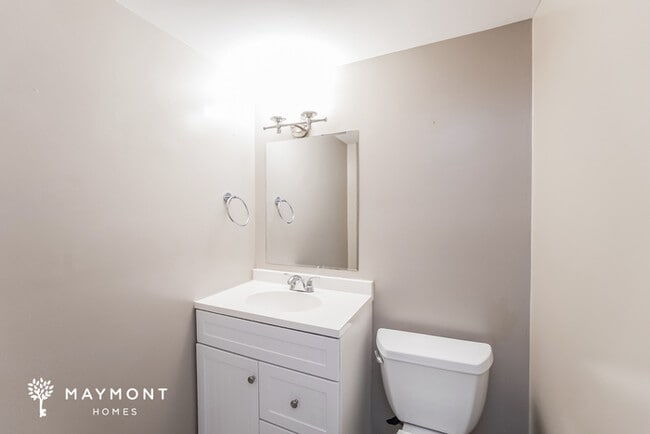 Building Photo - 839 Von Kolnitz Rd