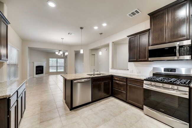 Building Photo - 10129 Leander Pl