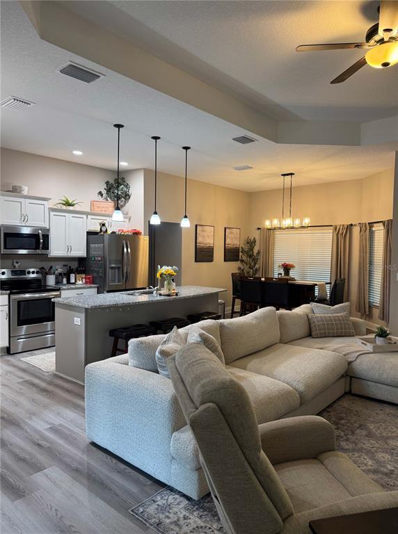 Building Photo - 172 Linder Dr