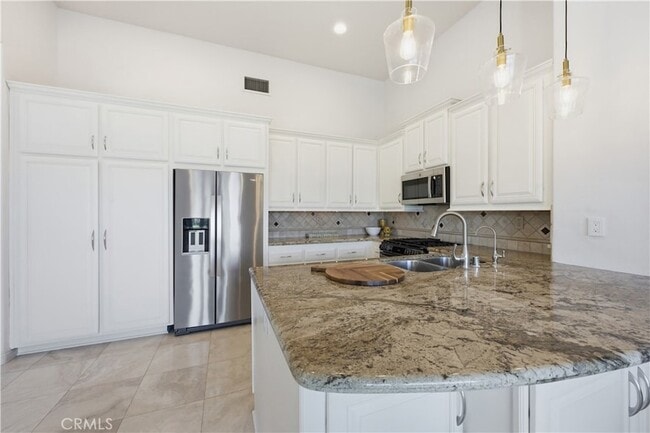 Building Photo - 35 Costa Brava