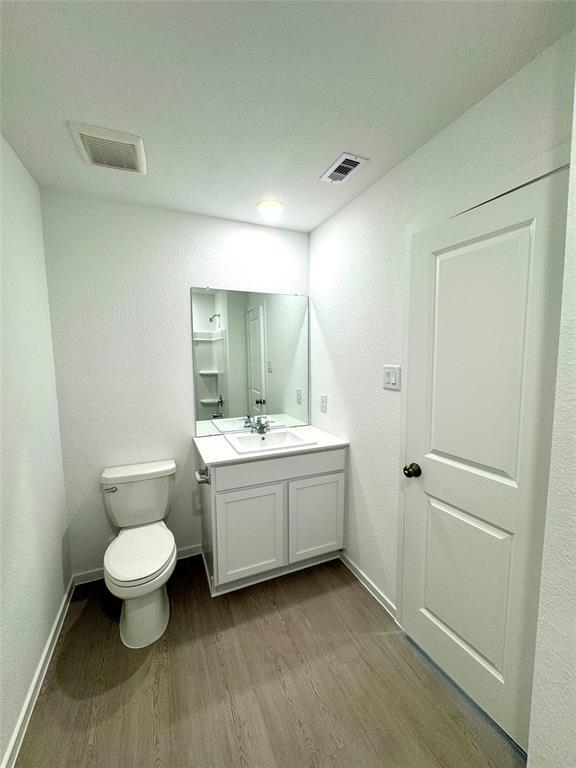 Building Photo - 28763 Texas Plns Dr