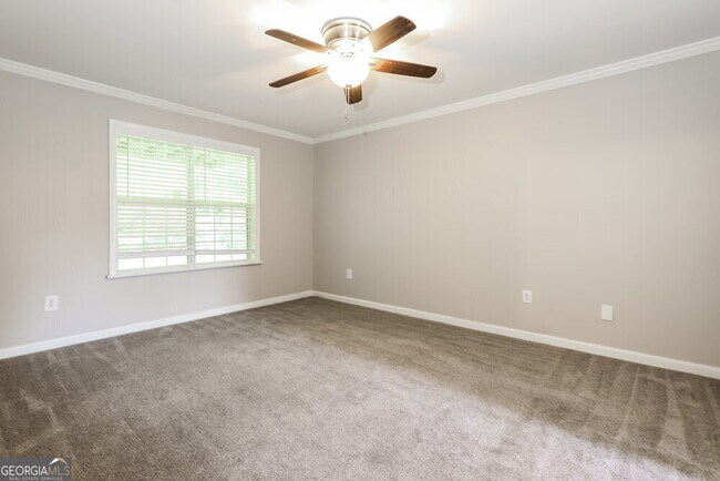 Building Photo - 240 Cannon Dr