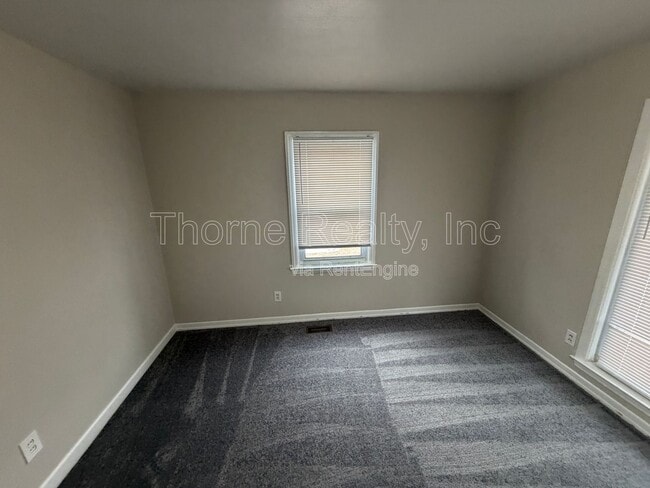 Building Photo - 1113 S Cambridge Cir