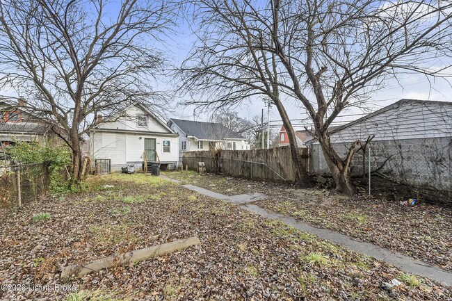 Building Photo - 1456 Beech St