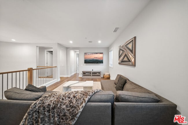 Building Photo - 20643 Wood Rose Ct