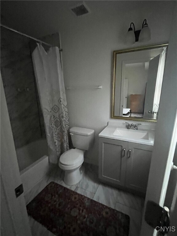 Building Photo - 1205 Madison St