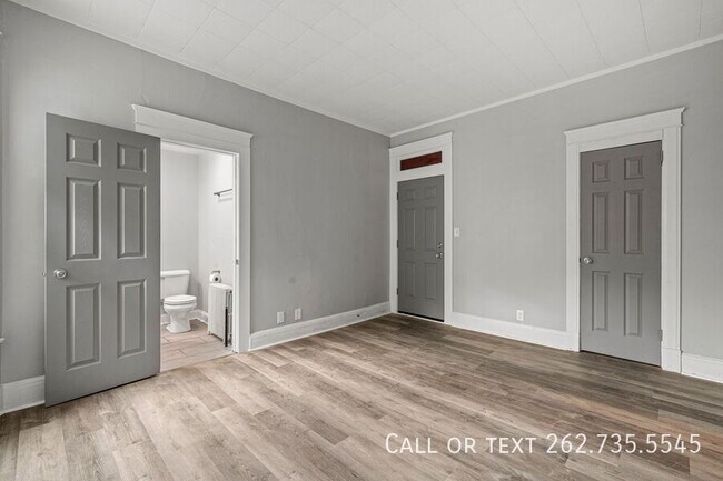 Building Photo - 314 10th St