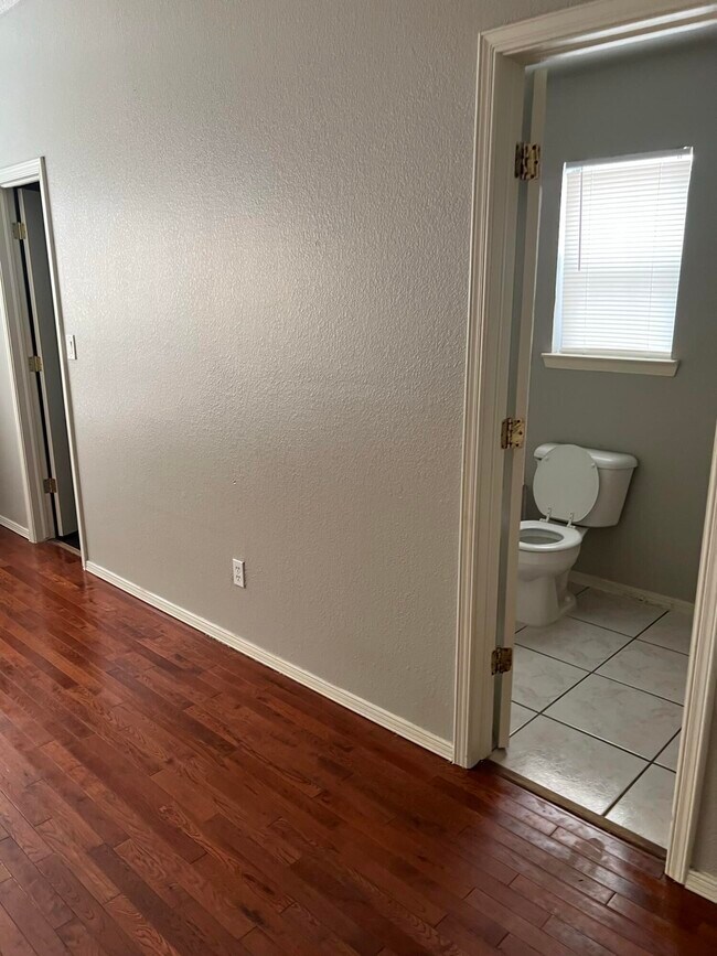 Building Photo - 12628 Setting Sun Dr