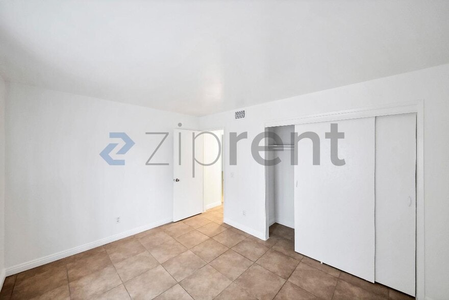 Building Photo - 1428 Sepulveda Ave