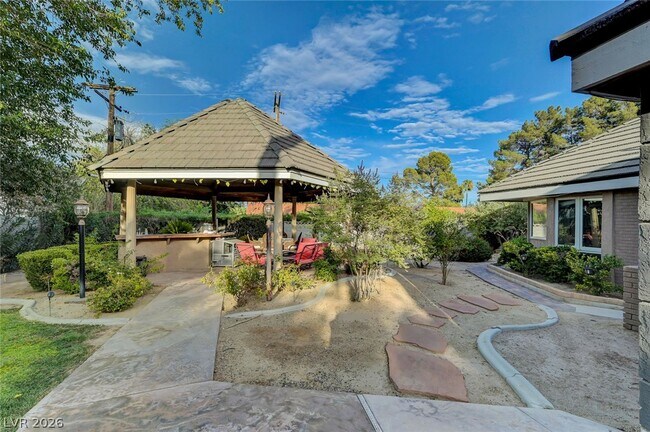 Building Photo - 7258 Loma Alta Cir