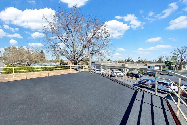 Building Photo - Downtown Vacaville 1Bed/1Bath