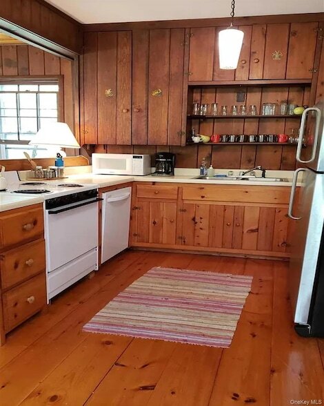 Building Photo - 717 Spring Lake Rd