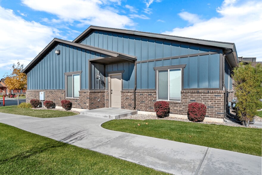 Building Photo - Arcadia Townhomes