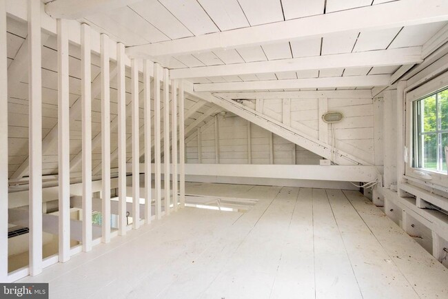 Building Photo - 6062 Drum Point Rd