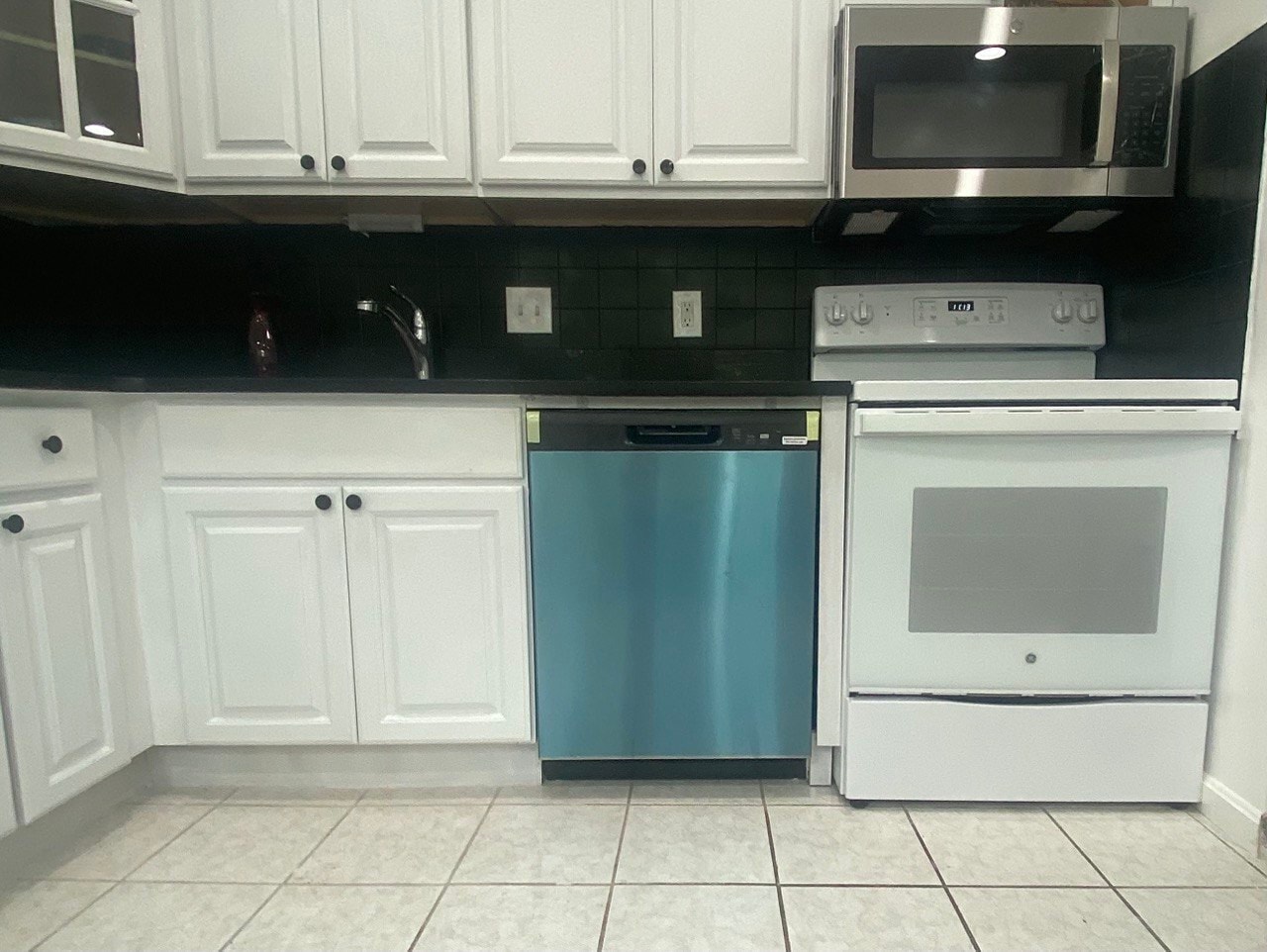 Building Photo - 2131 Dominion Heights Ct