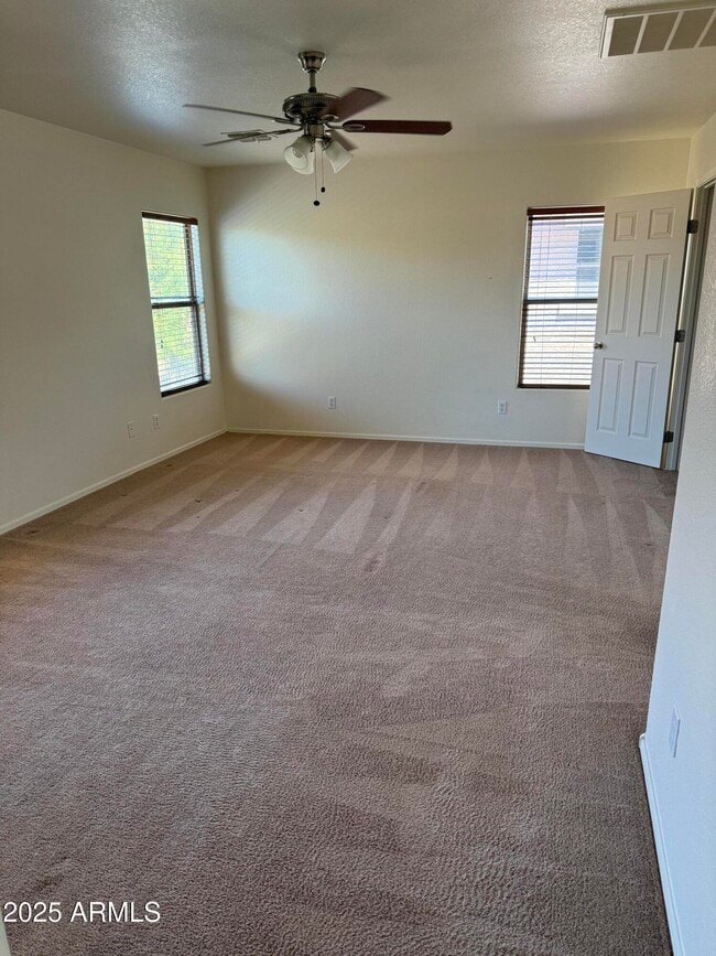 Building Photo - 7806 S 64th Ln