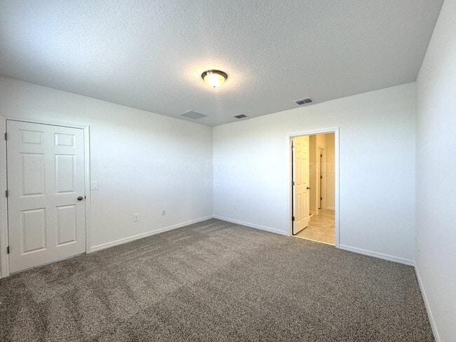 Building Photo - 3201 Viceroy Ct