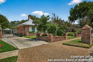 Building Photo - 3413 Foxbriar Ln