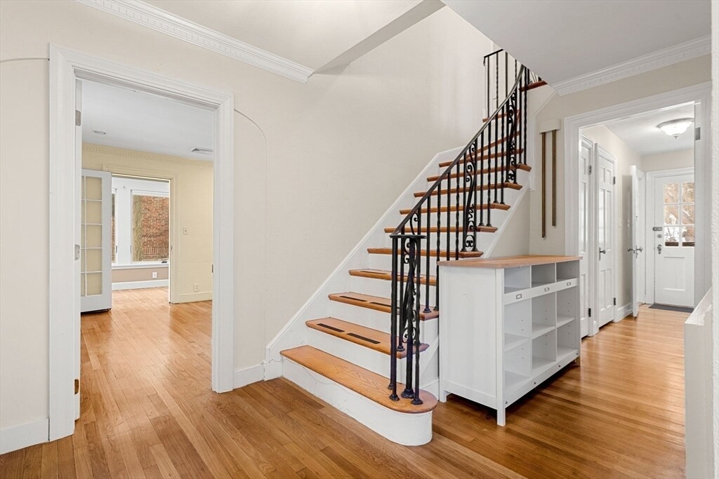 Building Photo - 233 Bonad Rd