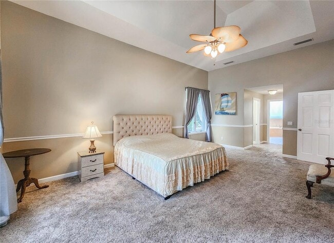 Building Photo - 1 Bay Pointe Dr