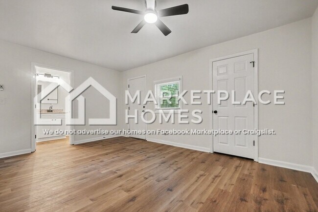Building Photo - 6538 Voyles Dr